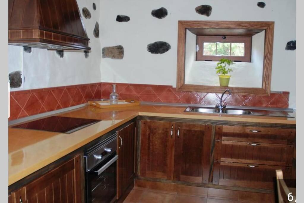 "Villa Servanda " - Relax, Nature, Wide Views Of The Sea And A Starry Sky Puntagorda Eksteriør bilde